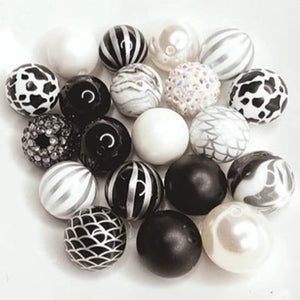 20mm Bubblegum Black and White Mix Beads Keychains Chunky 20 Pack Bulk Jewelry Badge Reels Bubble gum Beads for Keychains Beads for Crafts